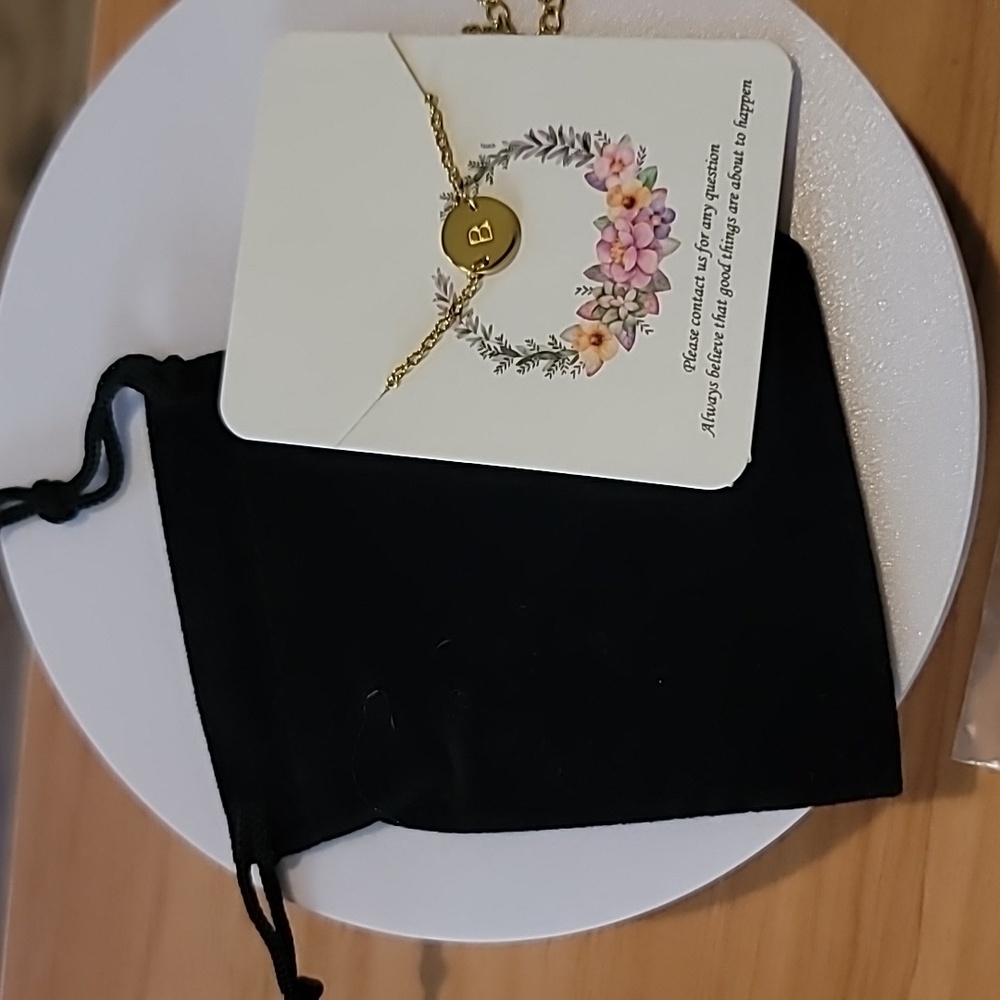Wunderlichen initial bracelet - Picture 5 of 6
